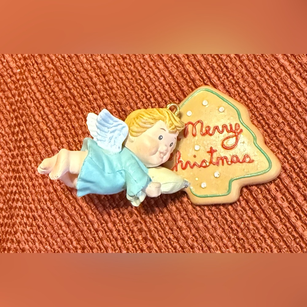 1988 Heirloom “Merry Christmas Angel” Ornament